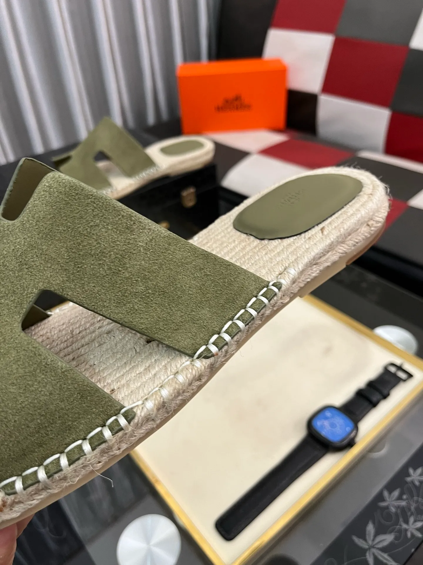 Men's shoes 💰320⌚️⌚️《HERMES》Hermès 💁♂️Men's casual slippers, quality comparison at counters🧚🏿♂️ The first layer of the upper is imported high mercerized matte, purely hand-drawn, raw rubber breathable and non-slip outsole, the lining is breathable and comfortable lambskin, the density is 100% comfortable, the original rubber outsole is wear-resistant and has a code number of 38-44. Can be customized 45-46-47